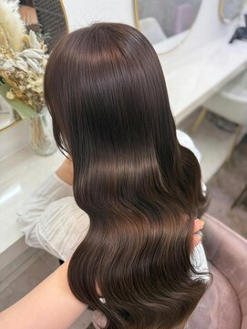 ラビスモア(Lovis moa) 上尾/ダブルカラー/ブリーチ無し/白髪ぼかし/韓国