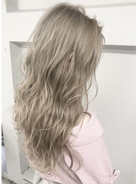 アミ(Ammi) ◆ダブルカラー/エフェクトブリーチ/イルミナカラー/学割