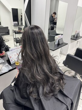 アライブ キチジョウジ(ALIVE Kichijoji) グレージュハイライトカラー