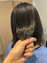 ケンジ 平塚 アネッタ(KENJE annetta)&nbsp;艶髪ハイライトカラー