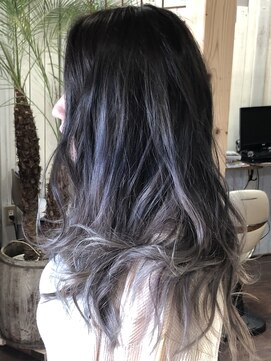 ファーストボックス(First Box) 外国人風柔らかカラー