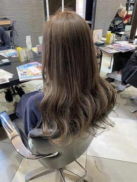 ジャパン ホンテン(JAPAN HONTEN) 透明感アッシュベージュ*るら