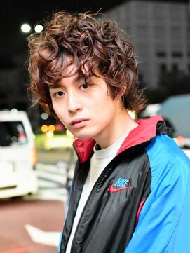 フリリ 新宿(Hulili men's hair salon) 90sグランジマッシュウルフ/クラウドパーマ