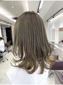春の色気レイヤーとオリーブベージュ