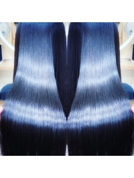 アンフィドットドゥルドゥ(AnFye.dueldo) [AnFye.dueldo]ジュエリーシステム×LULUTr×縮毛矯正