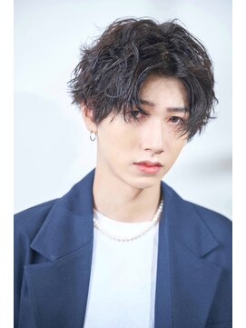 オムヘアー (HOMME HAIR) 【HOMME HAIR 佐藤】 センターパート スパイラルパーマ スタイル