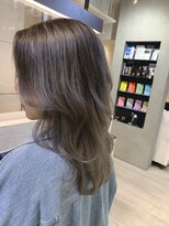 ヘアー ミッション 心斎橋店(hair Mission)&nbsp;シルバーグレーシャドウルーツレイヤースタイル
