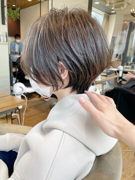 バンプ ギンザ(BUMP GINZA) 30代/40代/50代・絶壁解消×くびれショートボブ【浅野】