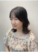顔まわりレイヤーカット　外ハネ 鎖骨ボブ