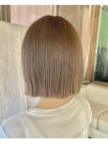 ココカラヘアー ニコ(cococara hair nico) 切りっぱなしボブ/外ハネボブ/ブリーチカラー/韓国/ベージュ