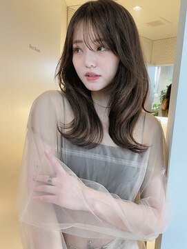 サイン 渋谷(SIGN) ザクザクレイヤーカット巻き方簡単ミディアムロング韓国表参道