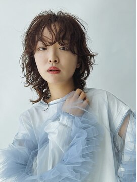 バム 名古屋栄店(BAMM) ミディアムウルフレイヤーにパーマ【坂根】