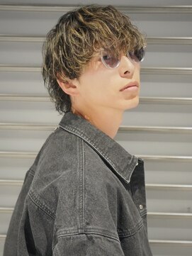 ランズサンズ 表参道(runsuns) マッシュウルフ 波巻きパーマ メッシュ メンズパーマ