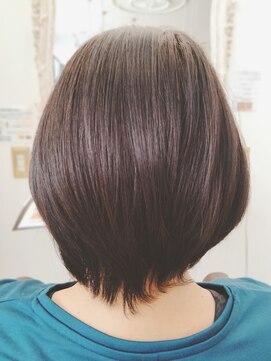 クイーンズゲート 昭和パレス店 ショートボブ