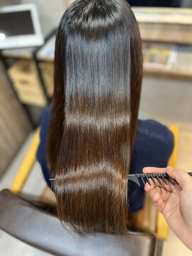 ヘアーアンドメイク シャローム(Hair & Make Shalom) 髪質改善/ヘッドスパ/縮毛矯正/トリートメント/レイヤー/透明感