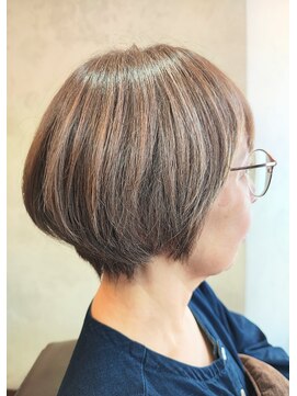 エルアール コウベ(LR KOBE) 超高濃度水素ケアカラー大人ショートボブ　【40代50代60代】