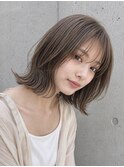 柔らかく動くレイヤーボブ透け感ベージュカラー20代30代40代