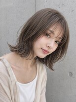 ピース バイ シータ(PEACE by CITA)&nbsp;柔らかく動くレイヤーボブ透け感ベージュカラー20代30代40代