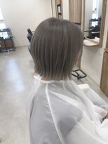 トゥエンティ(twenty)&nbsp;透明感グレージュ