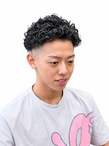 カルムンド バイ トコヘイ(CALMUNDO by TOKOHEI)&nbsp;スパイラルパーマ×フェードスタイル