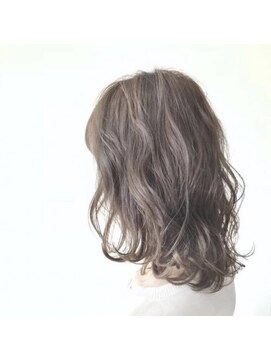 フォルテ 草薙店 夏カラー