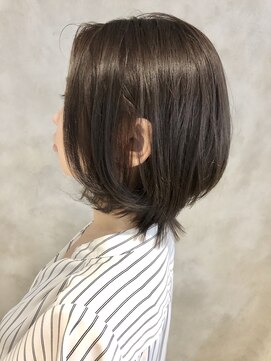 リルア 博多(LIRUA) ショートウルフ