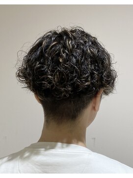 シャンプーボーイ セントラル 博多(SHAMPOO BOY central) メンズマッシュ☆ハイライト