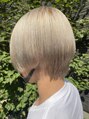 ナチュラル 東川口店(Natural) 抜きっぱなしのブロンドとジェンダーレスなショート♪