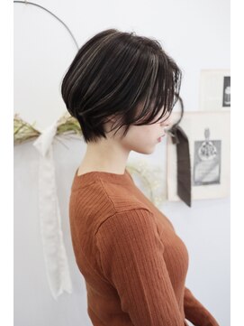 メモリーズ 銀座(Memories) 顔型と骨格に合わせたショートヘア！