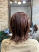 ハサミバイアトリエナガノ 千葉(8sami by atelier nagano)&nbsp;ショートボブ/センターパート/ツヤ髪/グラデーション/イヤリング