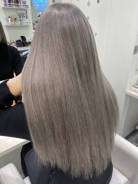 ラピス 池袋(Lapis) ホワイトグレー♪