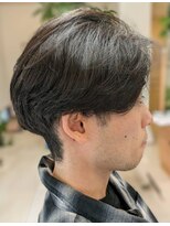 グラムゼロ&nbsp;メンズのツーブロックスタイル