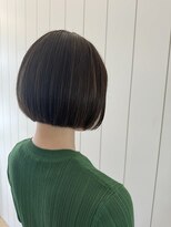 アドラーブル 万代店 (adorable)&nbsp;大人ミニボブ　白髪ぼかし　シークレットハイライト