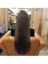 【GMT縮毛矯正】癖は強いがカラーなどでダメージも気になる方にオススメ