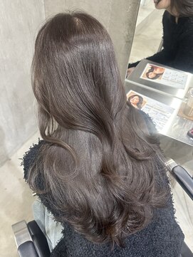 ラック(LUCK) グレージュ/船橋/くすみベージュ/細めハイライト