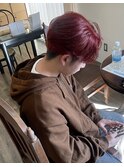 ビビッドレッド×マッシュショート