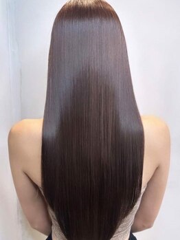 ラフィスヘアー シン 大分店(La fith hair SHIN)の写真/新導入！5つの機能を併せ持つハイダメージ毛ケアに特化した高濃度トリートメント導入◎