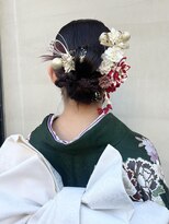 ヘアー アイス ルーチェ(HAIR ICI LUCE)&nbsp;20代成人式卒業式ココアブラウン編み込みアレンジシニヨン/今枝