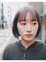 ヤイカ(YAYKA)&nbsp;透明感グレージュボブ。
