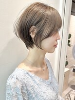 stair : case ginza7【ステアケース】 大人かわいい髪質改善カラーベージュ耳かけ丸みショートボブ
