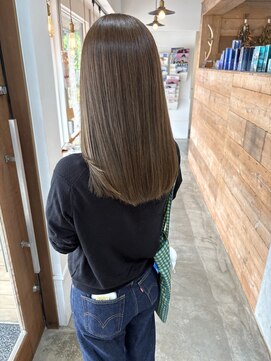 ルームスヘアー(Rooms Hair) オリーブベージュ