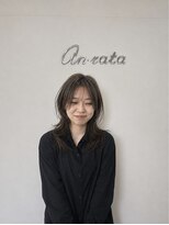アンラタ(anrata)&nbsp;外ハネレイヤーカット×ベージュカラー