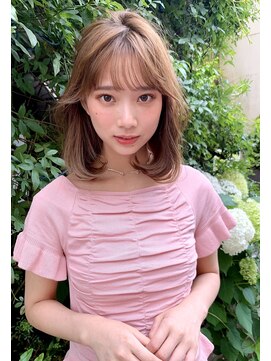 レイラバイアフロート 吉祥寺(Lila by afloat) レイヤーボブくすみブルー/エギョモリ 20代30代40代