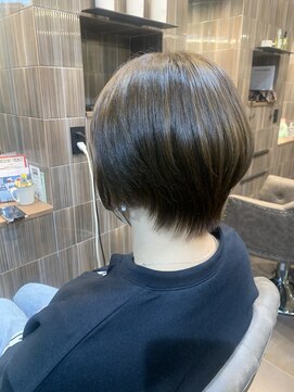 アクアヴィタエ(Aqua vitae) コンパクトショートボブ