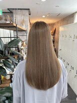 トゥーミー(to mee)&nbsp;シルキーベージュ♪【新田】