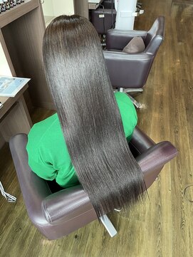 グリームバイフォルテ 藤枝(gream by FORTE) 髪質改善/縮毛矯正/ストレート/トリートメント/ツヤ巻き髪/藤枝