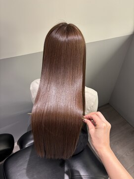 ジーニーホリエ(Geniee horie) 圧巻の艶