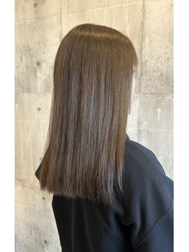 アーチ(ARCH) オリーブベージュ/ミディアムヘア【ARCH Emi)