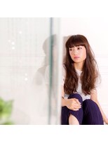 プシュケ(PSYCHE)&nbsp;大人可愛い重め立体感ダークブラウン×クセ毛風パーマ