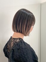 プレイングカラー/グラデーションハイライト/切りっぱなしボブ